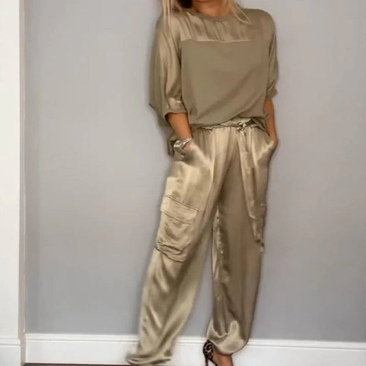 🔥Heißer Sale – 50 % Rabatt🔥 2-teiliges Set aus Rundhals-Oberteil und Hose für Damen
