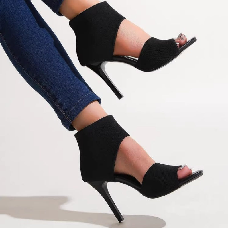 👡 50% RABATT! 👠 Stylische Damen Sandalen mit Schlankem Absatz – Elegant, Bequem & Perfekt Für Besondere Anlässe ✨