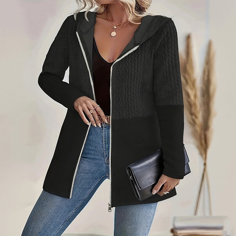 Trendy Damenjacke mit Kapuze und langen Ärmeln und Reißverschluss