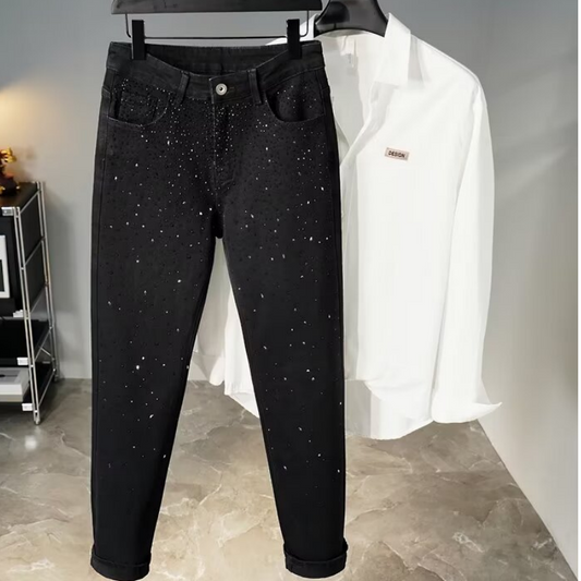 Schwarze Slim-Fit-Jeans mit Strasssteinen