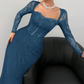 Maxikleid mit langen Ärmeln und Spitzenbesatz, figurbetont