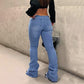 👖 Damen Ripped Flare Jeans – Schlank, Trendig, Ausgefranster Saum – Für Streetstyle & Lässig