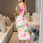 🌸 NUR FÜR BEGRENZTE ZEIT: 50 % RABATT! 👗 Ärmelloses, figurbetontes Midi-Kleid mit Blumenmuster – hoher Ausschnitt, gerafft, aus dehnbarem Netzstoff 🌹